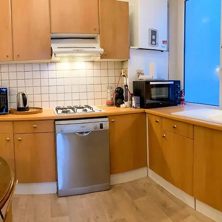 Апартаменты Le Campus Victoria I - Train Station & Isabey St - 70m2