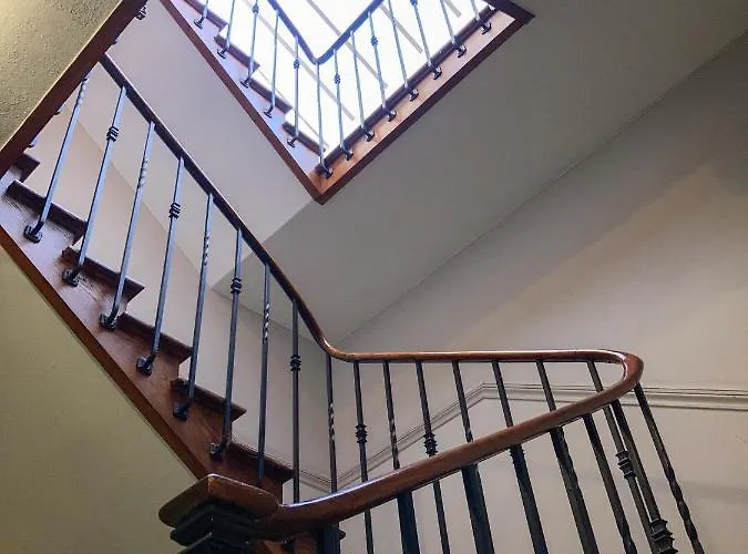 Le Campus Victoria I - Train Station & Isabey St - 70m2 *