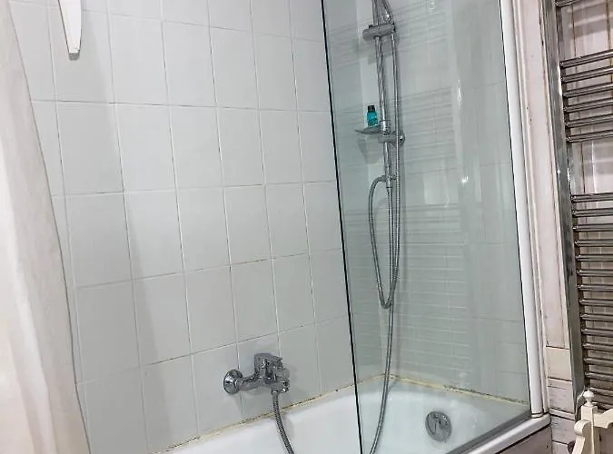 Апартаменты Le Campus Victoria I - Train Station & Isabey St - 70m2 *